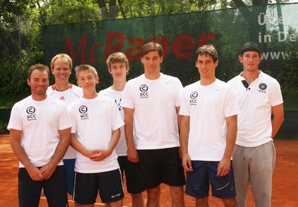 1. Herren Ostliga 2012: Valerij Gejsman, Jens Thron, Niclas Braun, Adrian Engel, Christian Grünes, Robert Wichmann, Philipp Blank. Es fehlt Oleksey Odazhyu. 1. Herren Ostliga 2012: Valerij Gejsman, Jens Thron, Niclas Braun, Adrian Engel, Christian Grünes, Robert Wichmann, Philipp Blank. Es fehlt Oleksey Odazhyu.