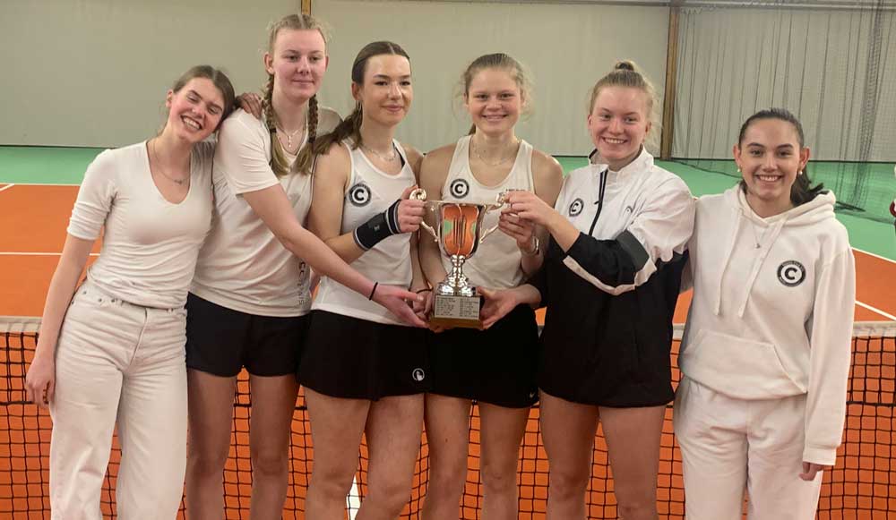 Alice de L'Or, Michelle Hübner, Anna Persike, Corinna Rietmann, Charlotte Felux, Gloria Servan Triveno  Alice de L'Or, Michelle Hübner, Anna Persike, Corinna Rietmann, Charlotte Felux, Gloria Servan Triveno